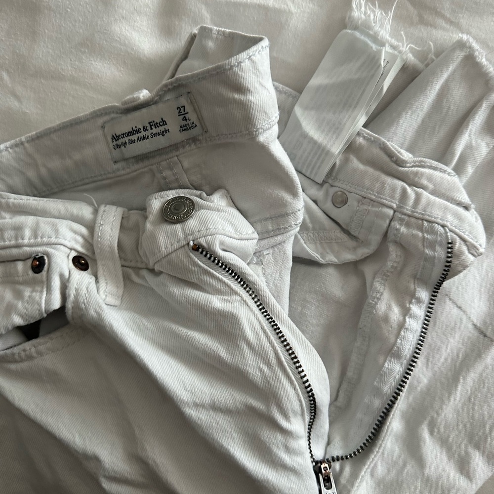 Abercrombie white jeans